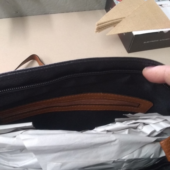 Merona purses - Picture 4 of 4